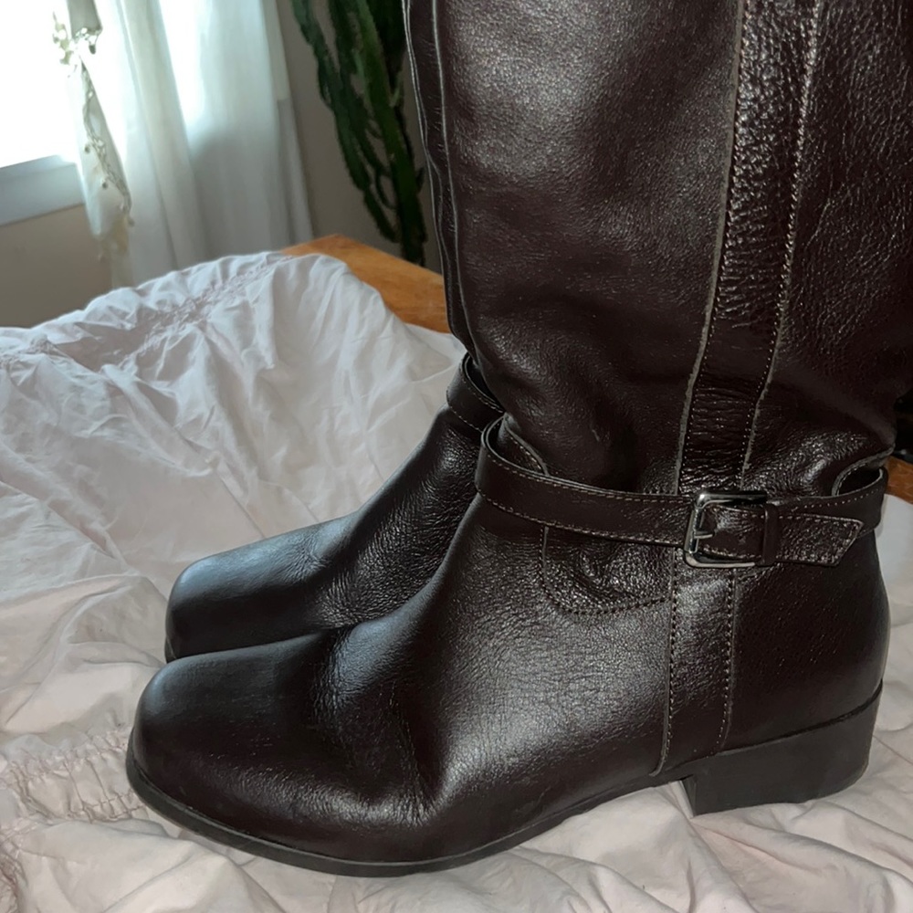 Comfort view tall brown boots size 10 only worn a few times